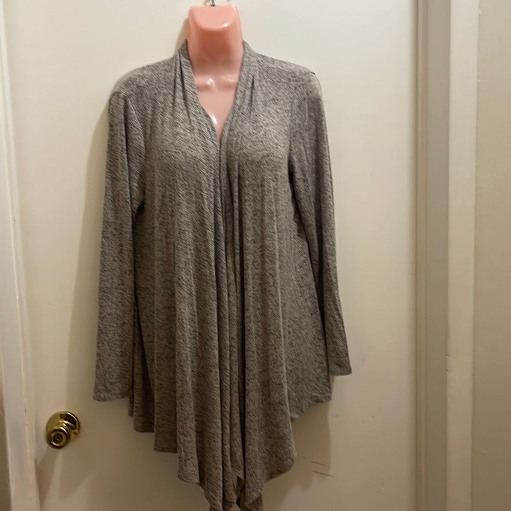 Philosophy taupe heather top size M